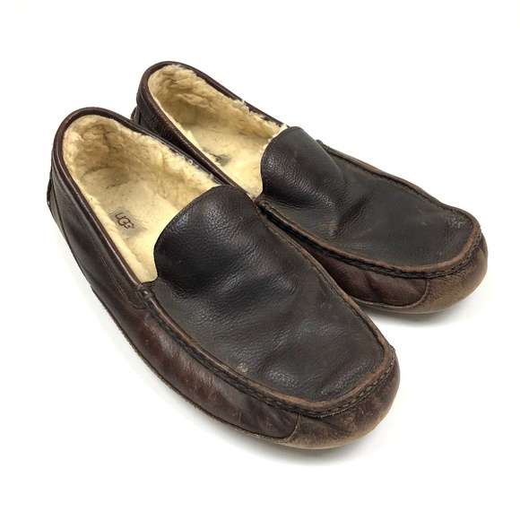 UGG Other - [UGG] Ascot Mens Brown Leather Shearling Slippers